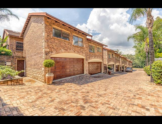 4 BEDROOM HOUSE FOR SALE IN WOODMEAD